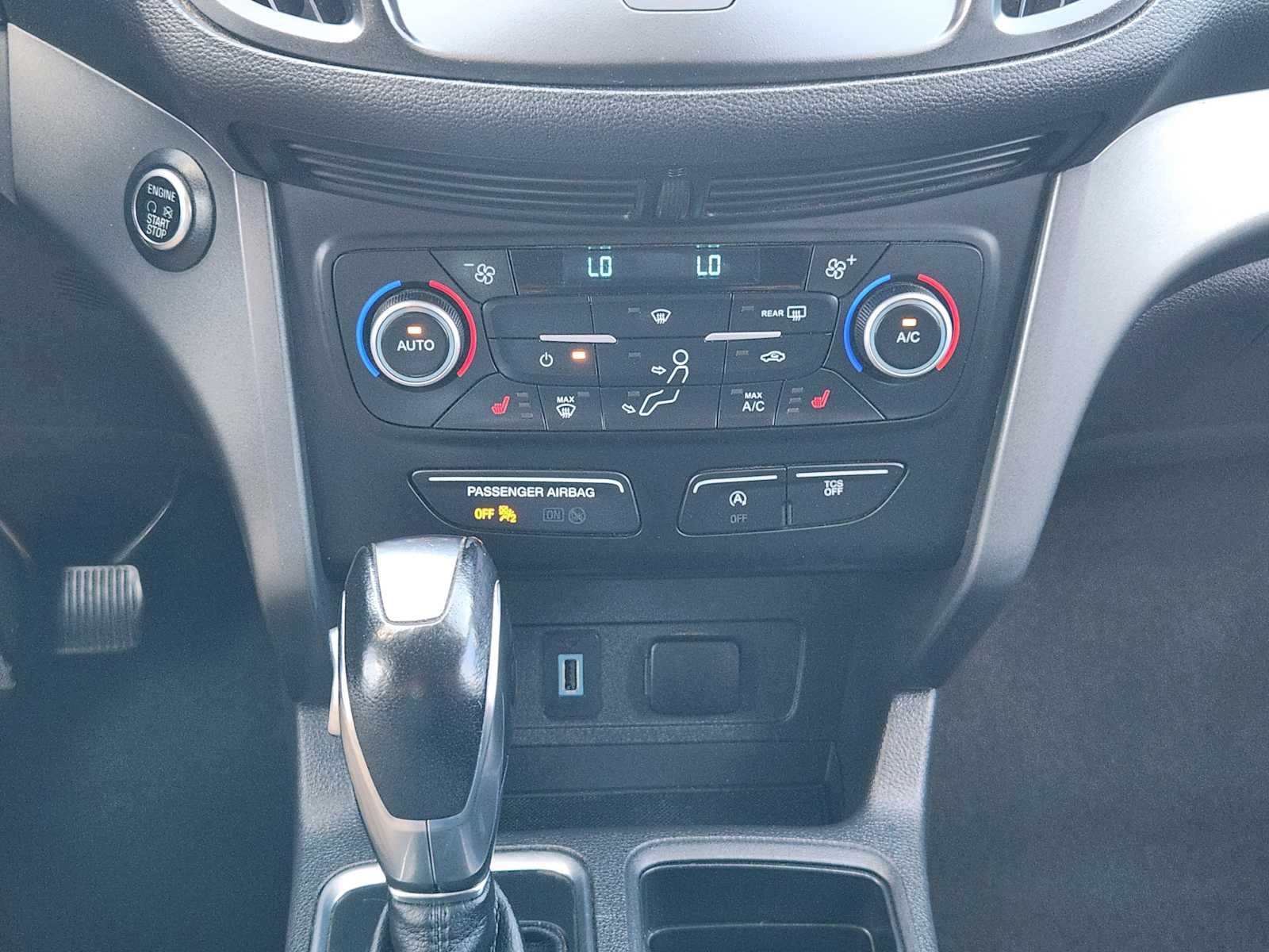 Thumbnail: 2019 Ford Escape - 17