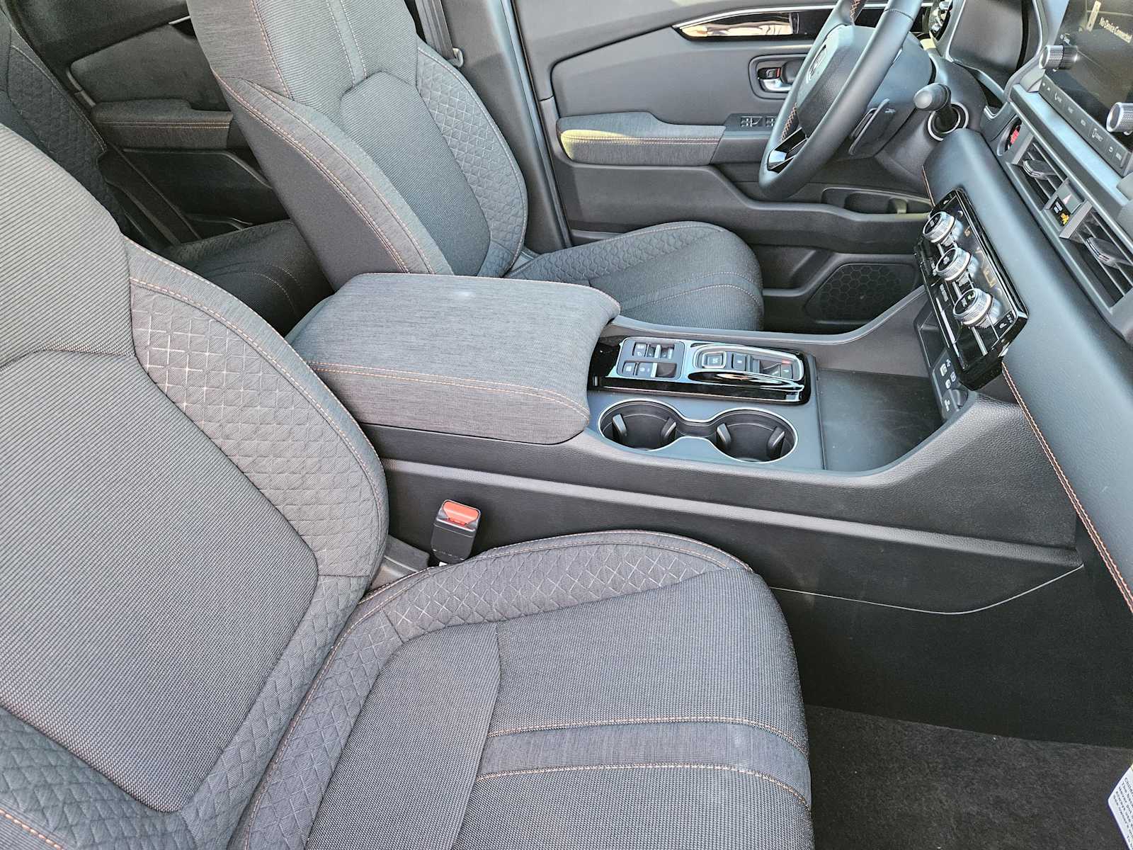 Thumbnail: 2025 Honda Pilot - 12