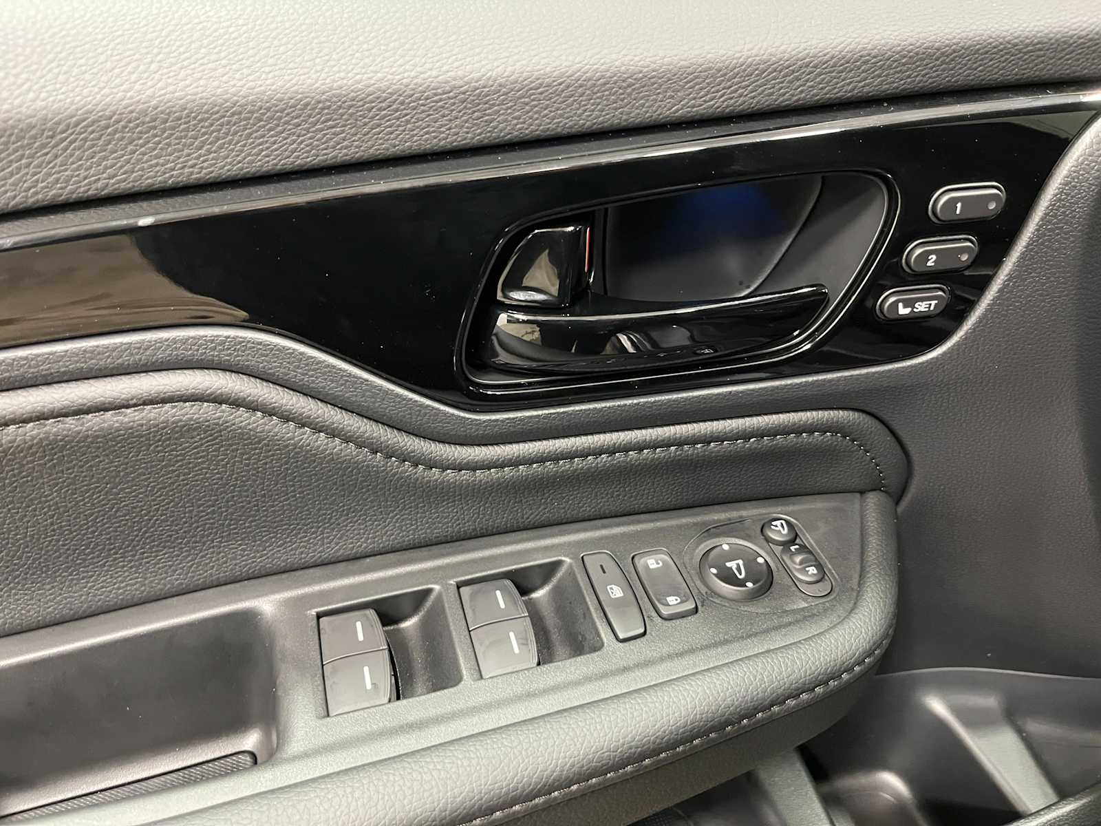 Thumbnail: 2026 Honda Odyssey - 13