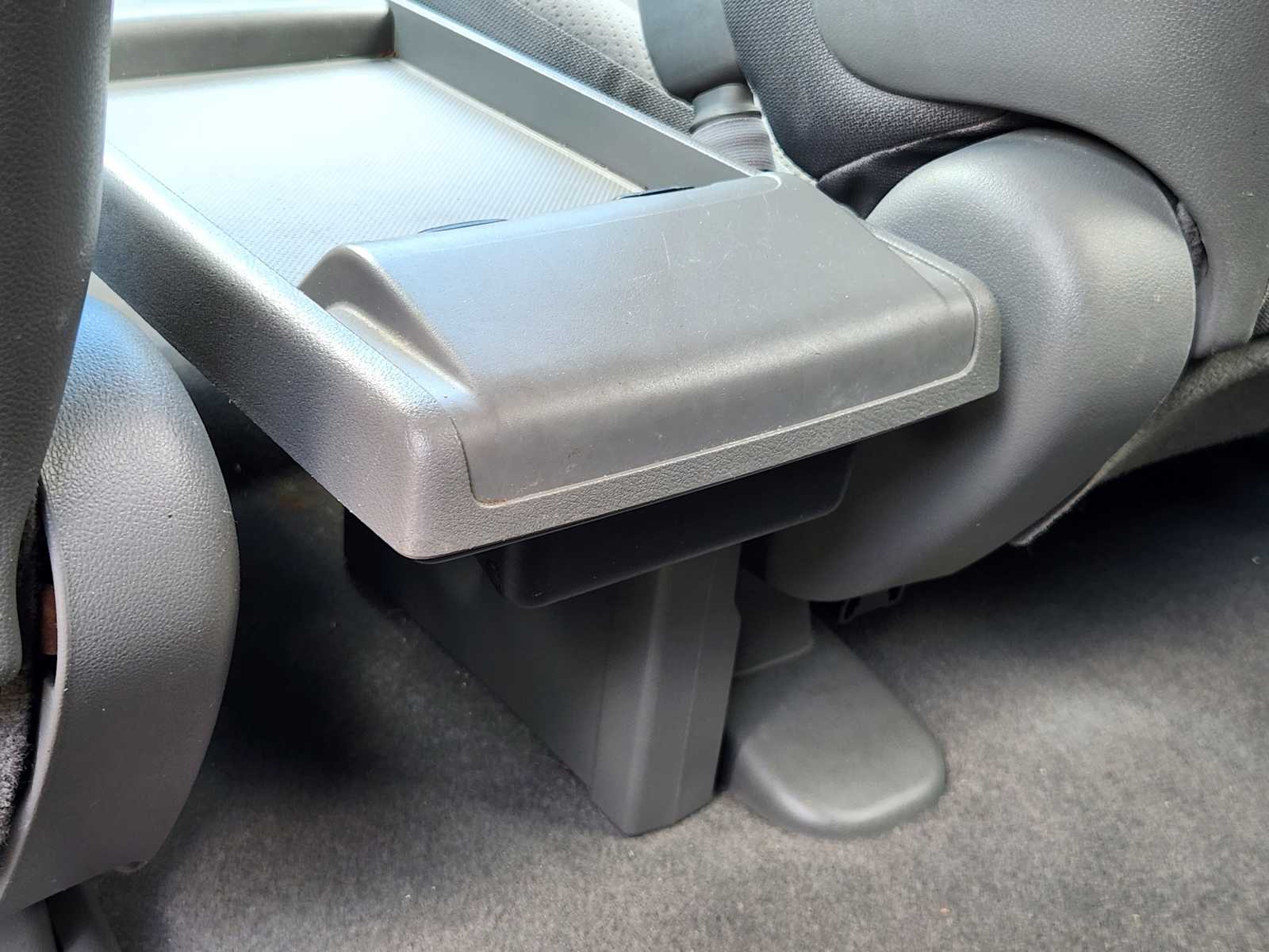 Thumbnail: 2010 Honda CR-V - 26