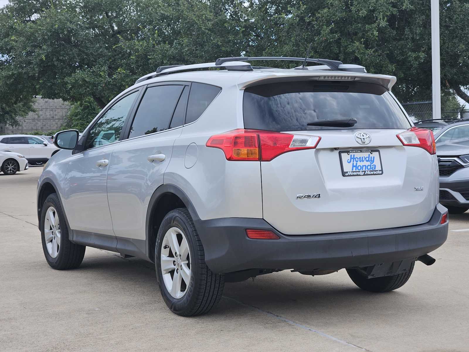 Thumbnail: 2014 Toyota RAV4 - 6