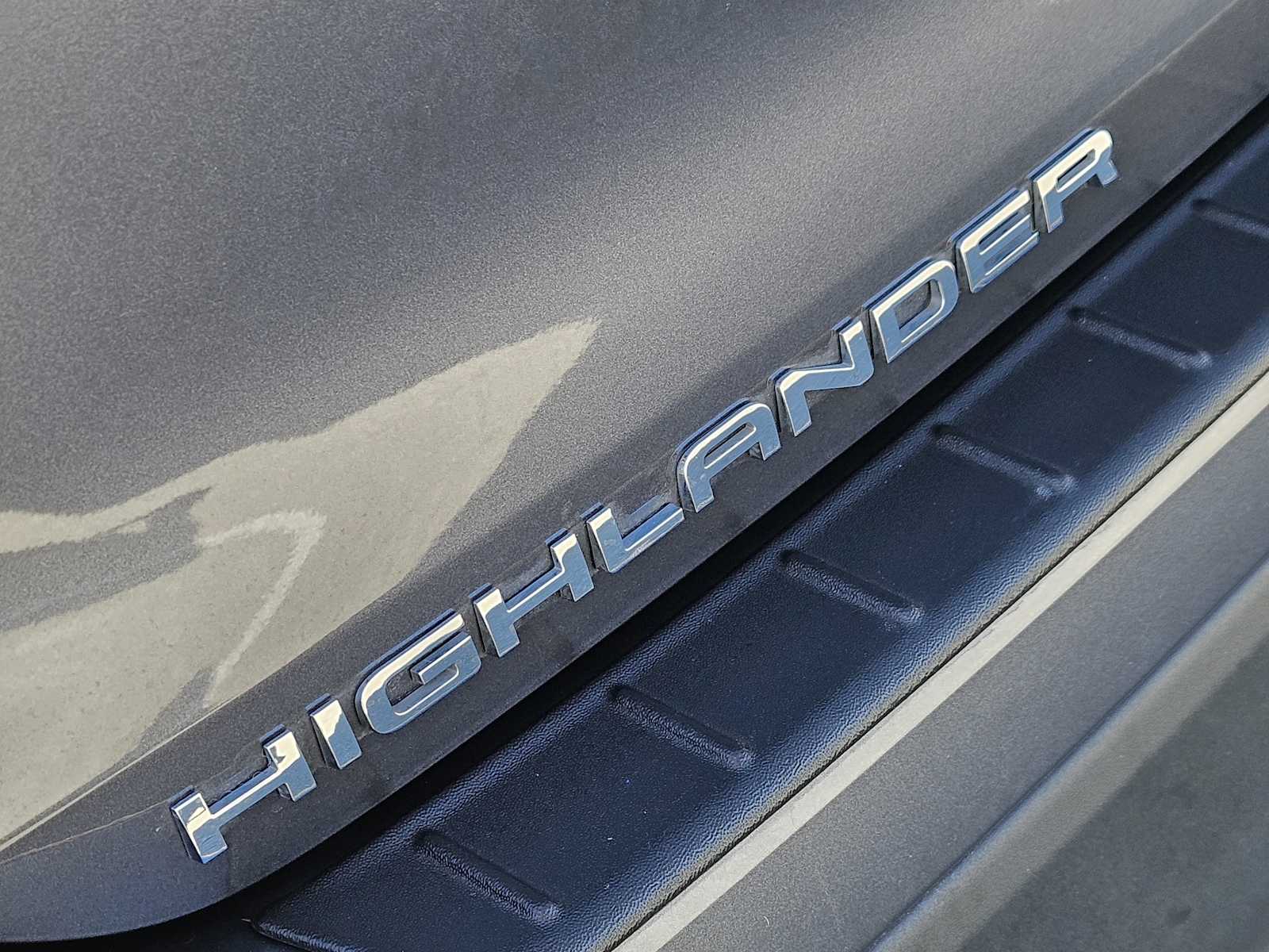 Thumbnail: 2024 Toyota Highlander - 11