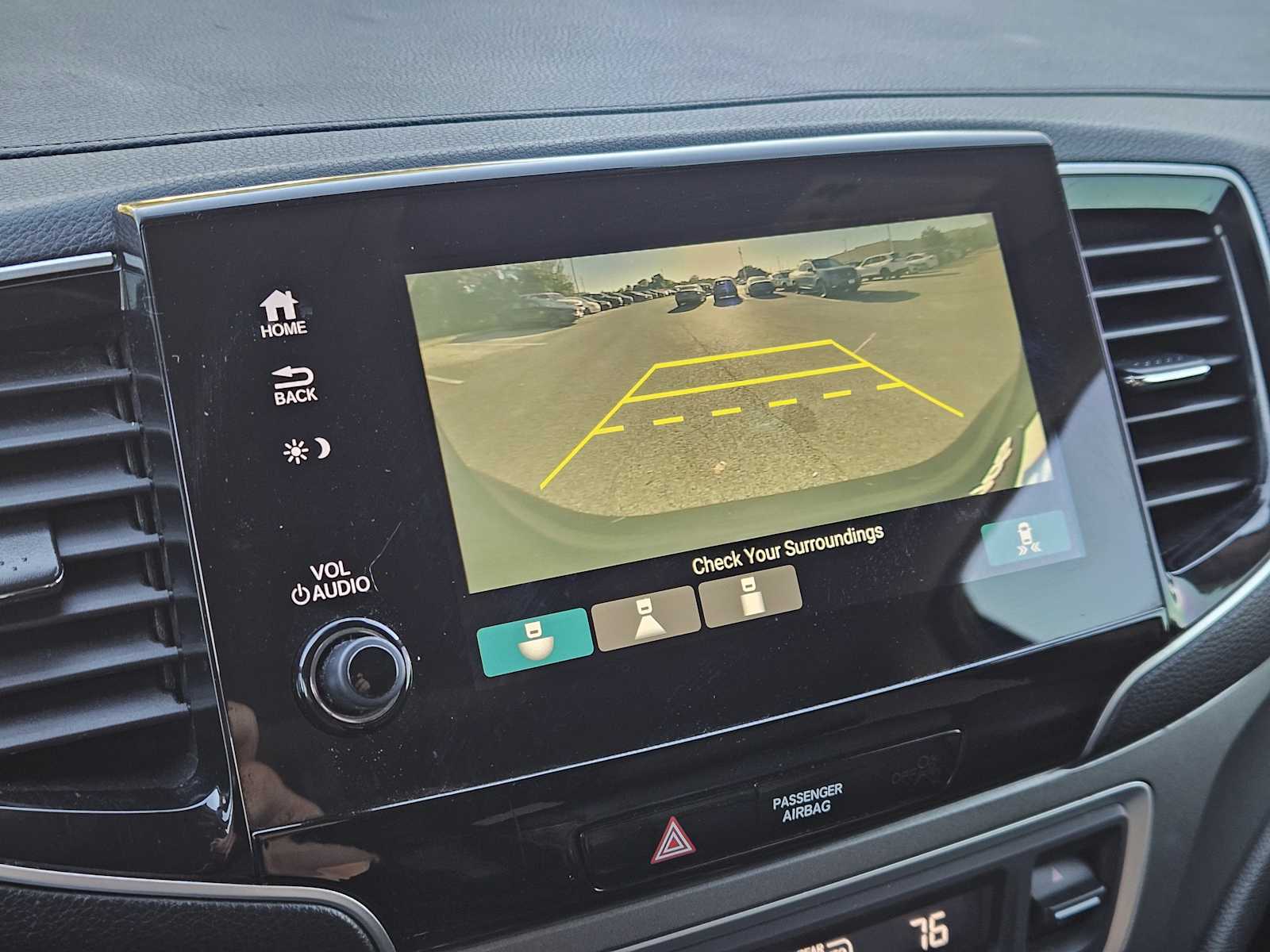 Thumbnail: 2019 Honda Pilot - 17