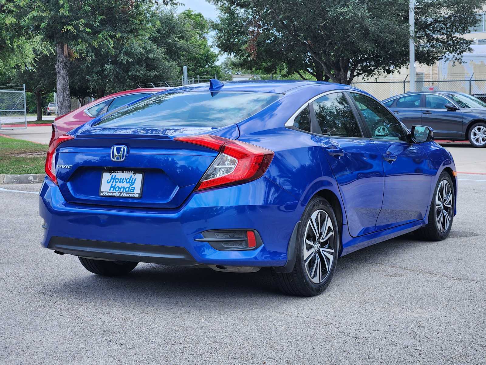 Thumbnail: 2016 Honda Civic - 6