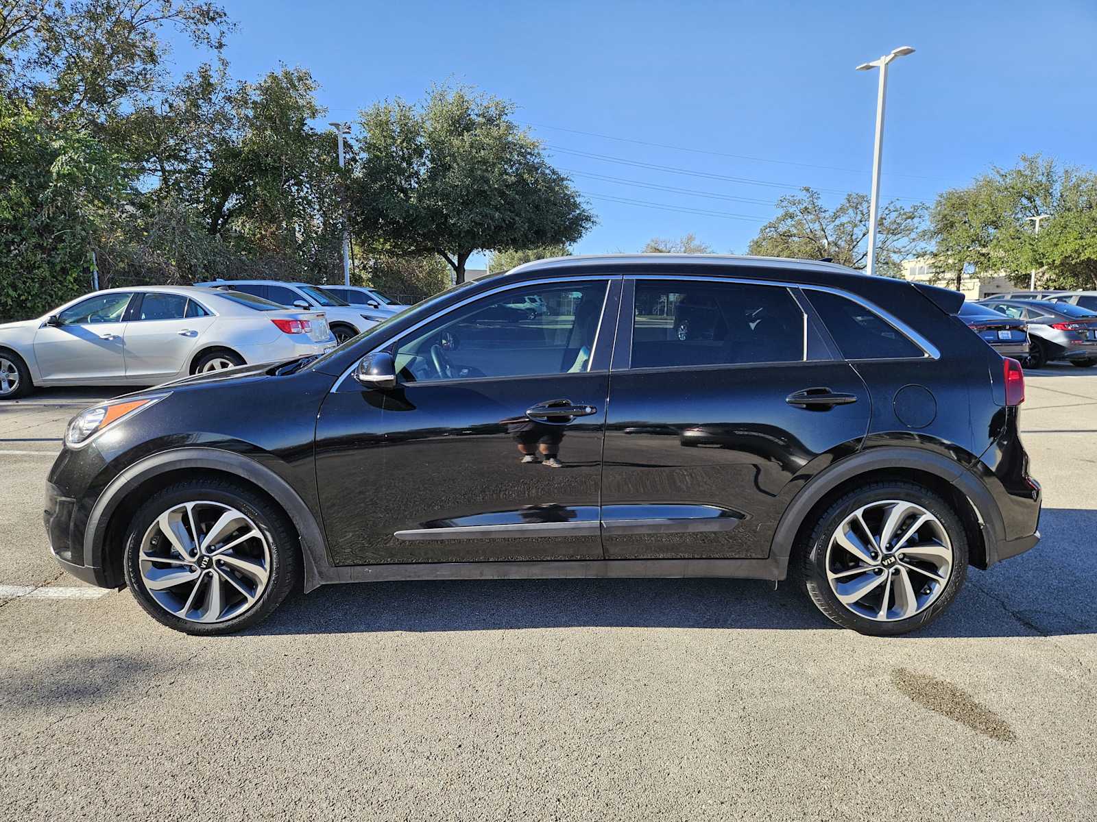 Thumbnail: 2018 Kia Niro - 4