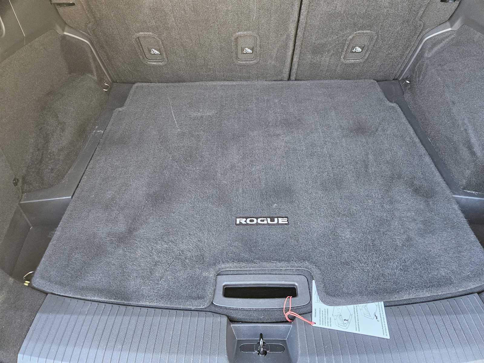 Thumbnail: 2023 Nissan Rogue - 31