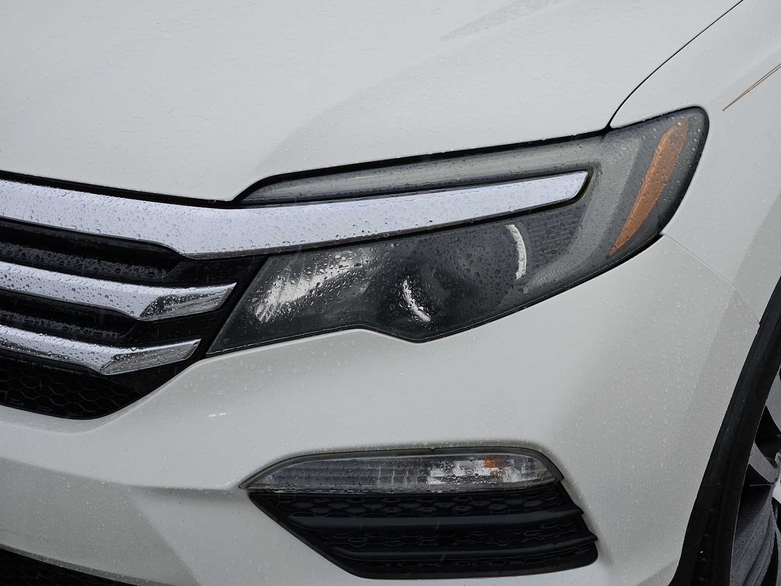 Thumbnail: 2017 Honda Pilot - 7