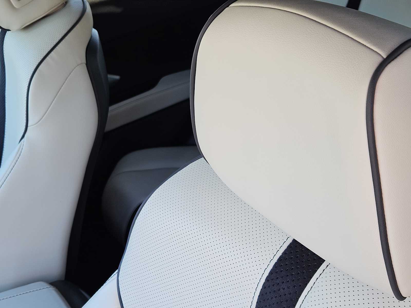 Thumbnail: 2024 Acura RDX - 15