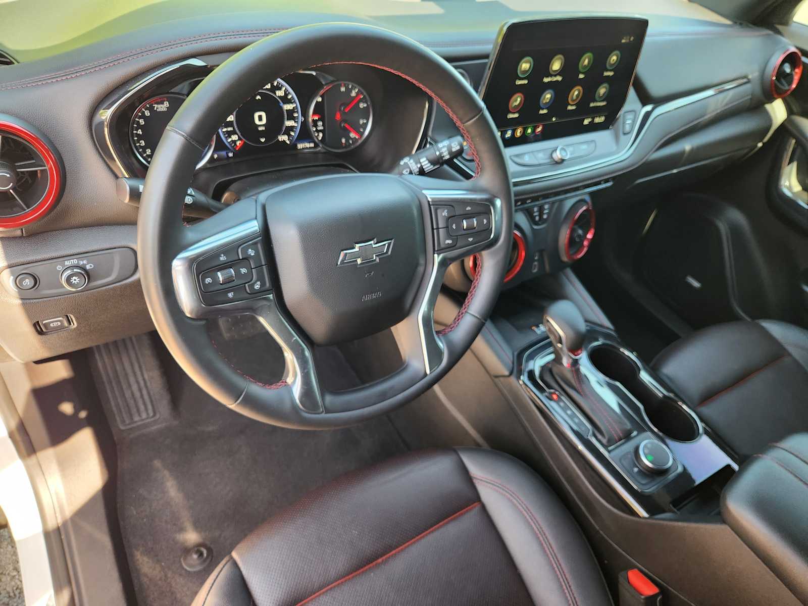 Thumbnail: 2023 Chevrolet Blazer - 2