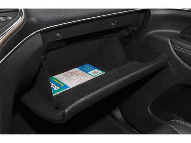 Thumbnail: 2015 Jeep Grand Cherokee - 20