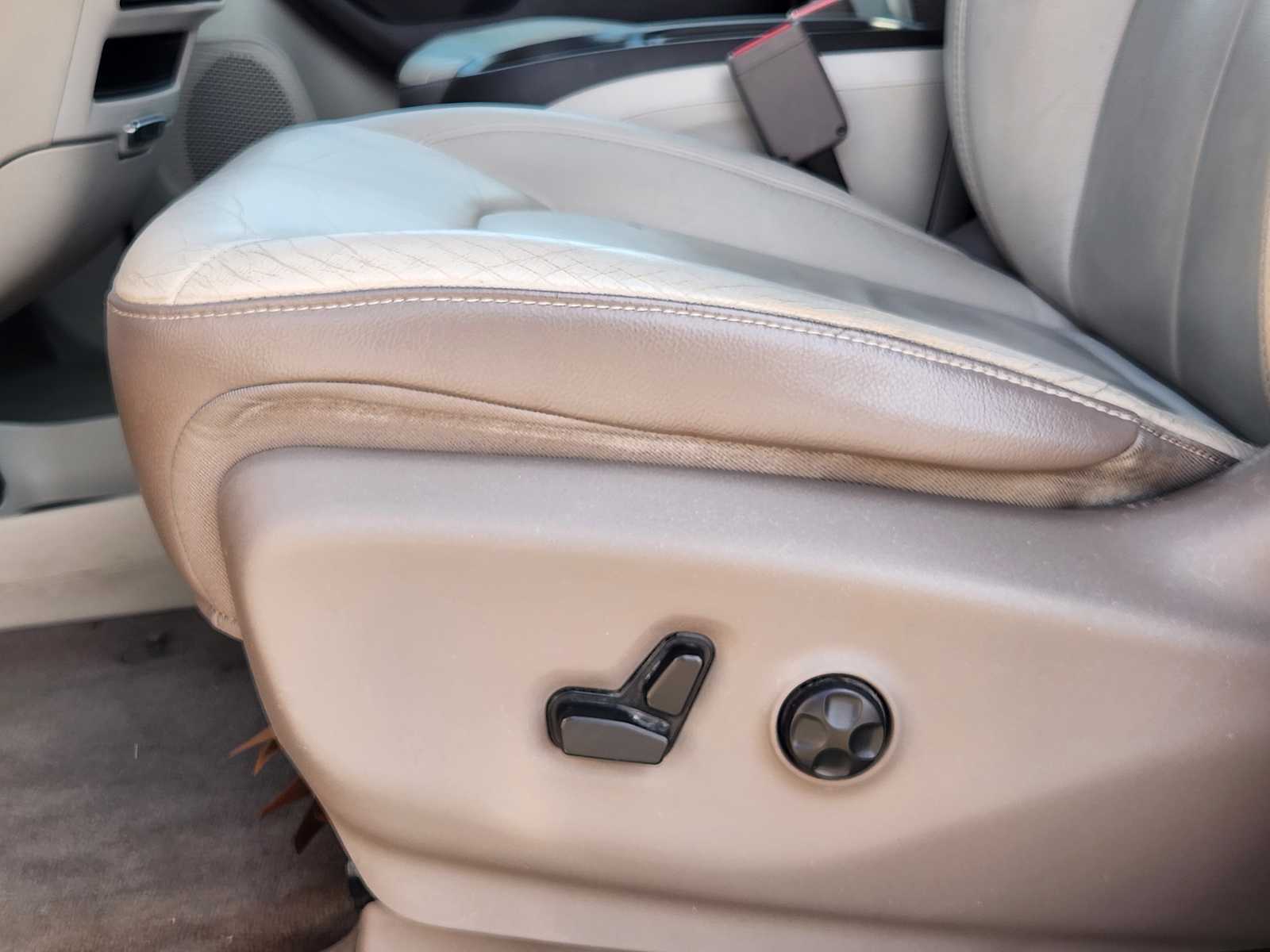 Thumbnail: 2017 Chrysler Pacifica - 23