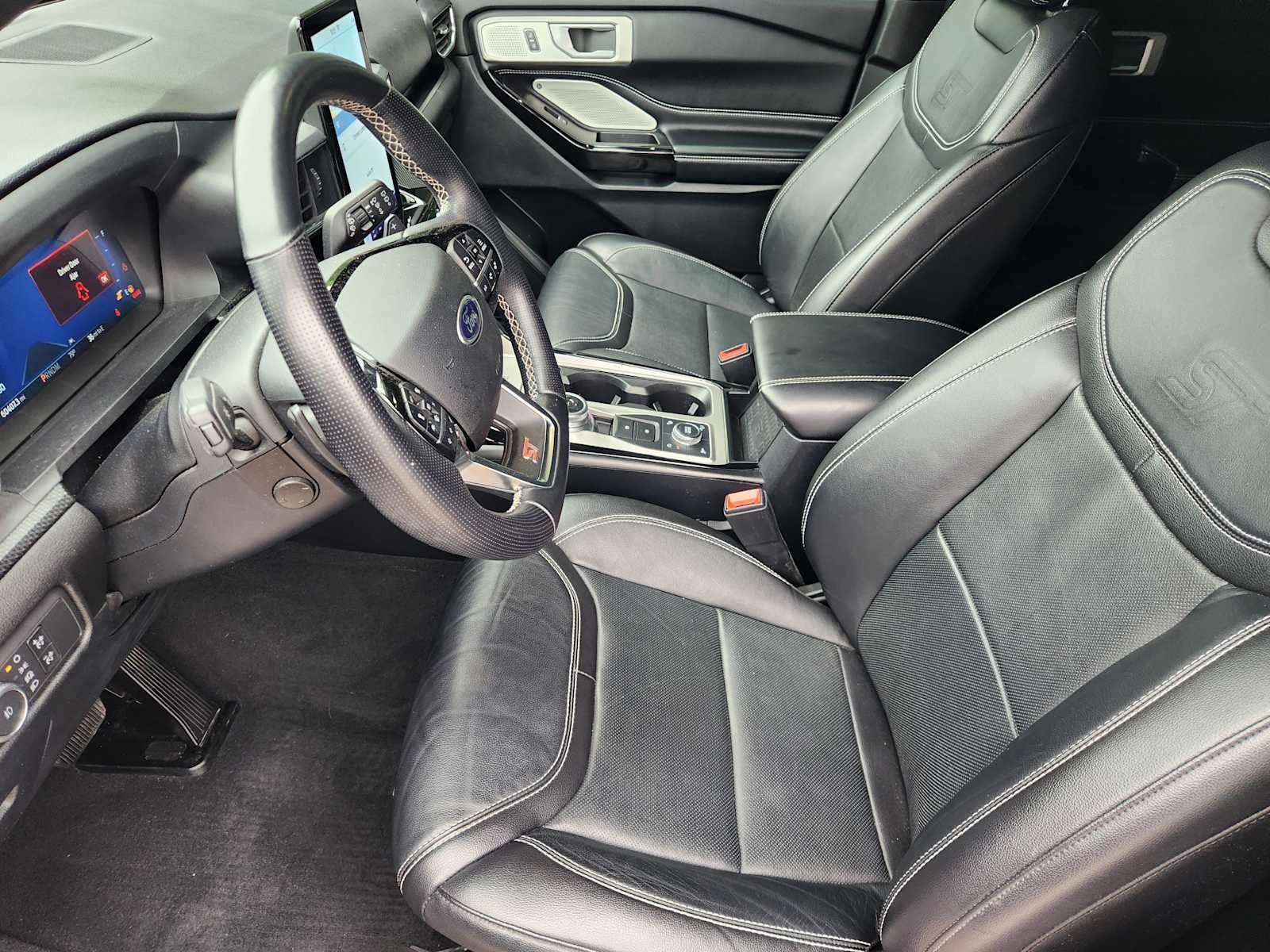 Thumbnail: 2021 Ford Explorer - 12