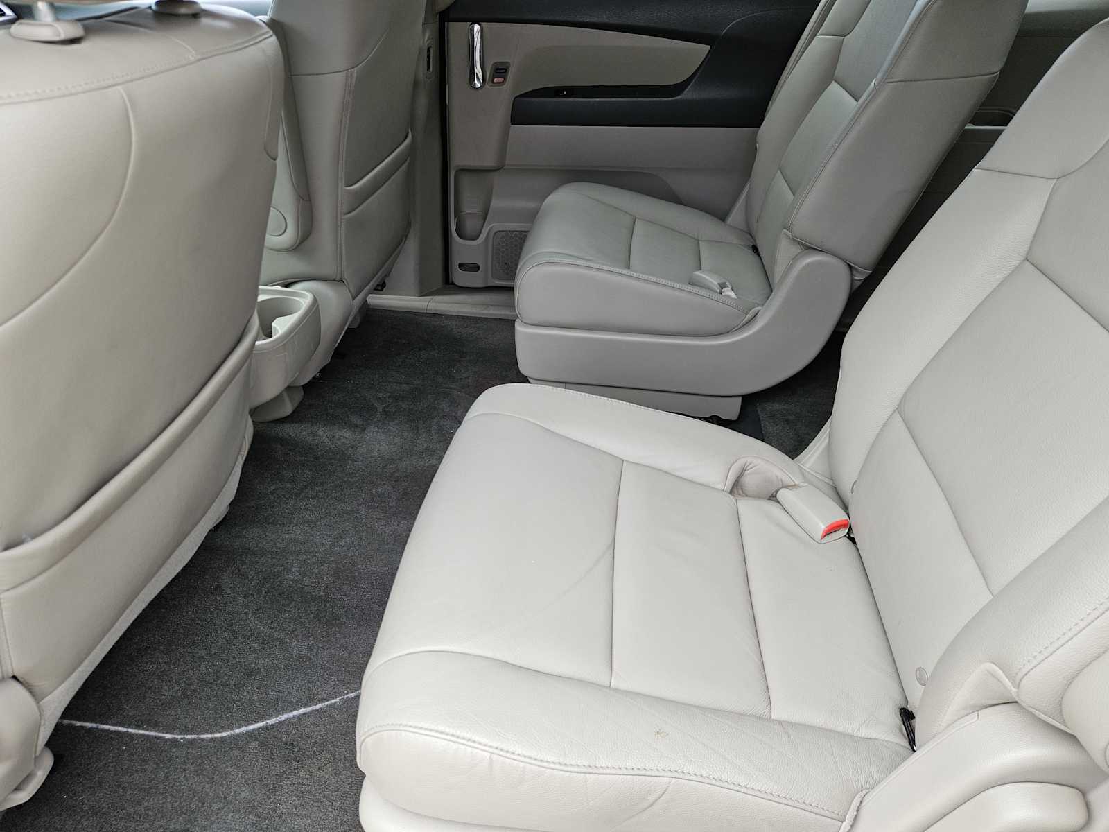 Thumbnail: 2014 Honda Odyssey - 30