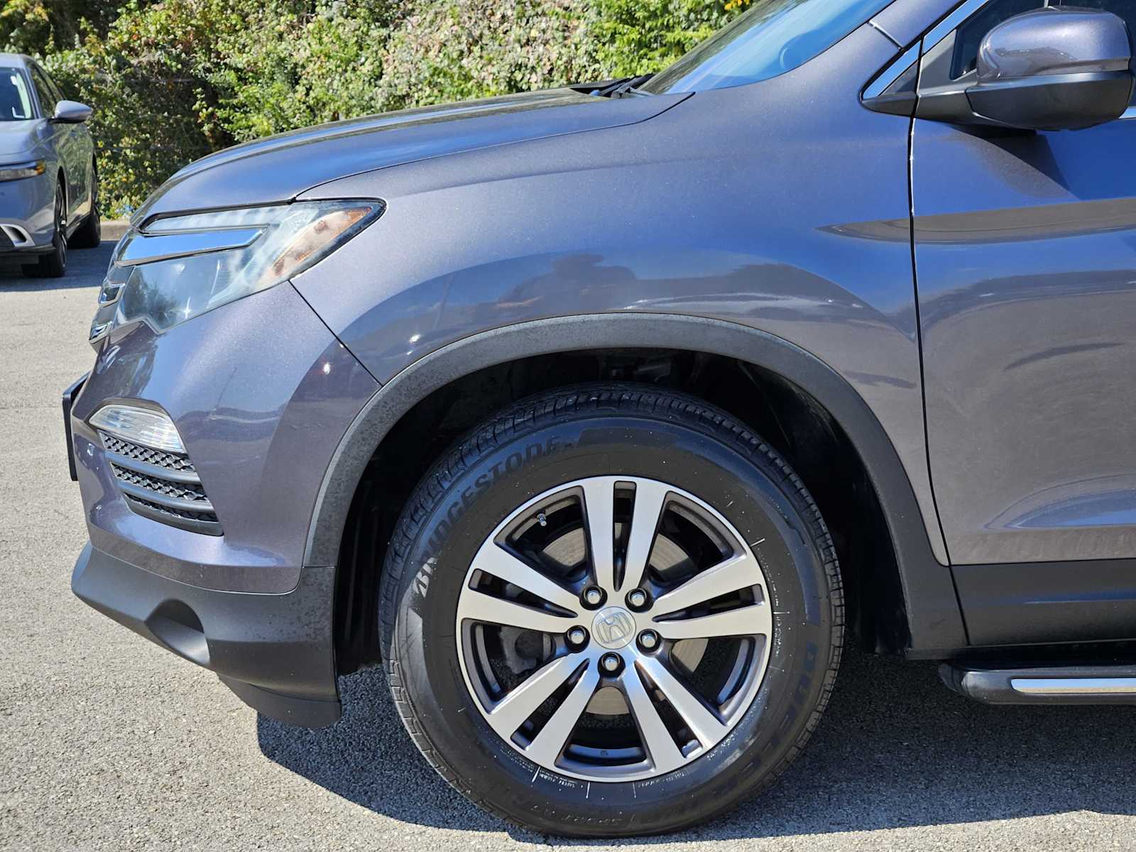 Thumbnail: 2018 Honda Pilot - 8