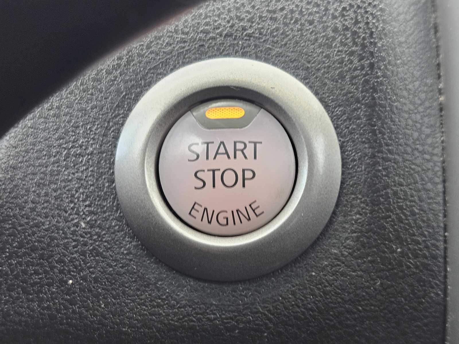 Thumbnail: 2016 Nissan Versa - 20