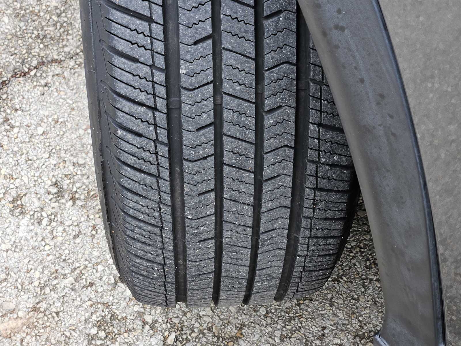 Thumbnail: 2018 Nissan Rogue Sport - 10