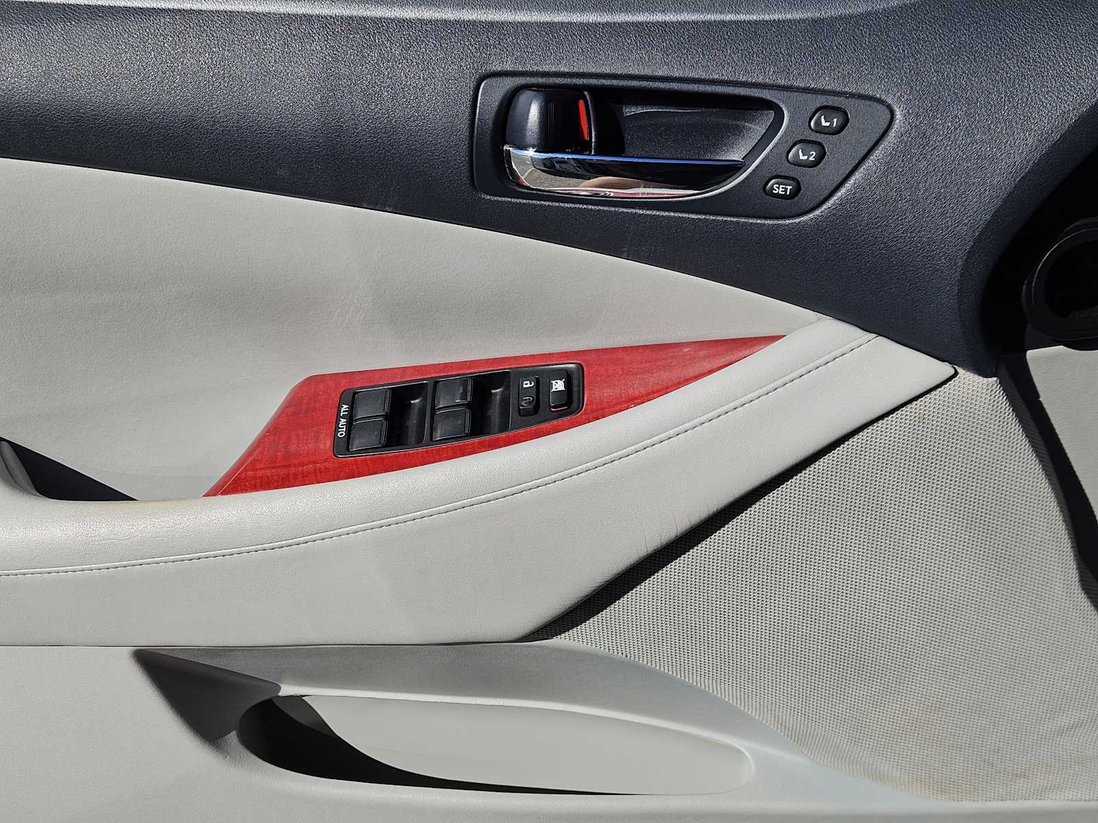 Thumbnail: 2009 Lexus ES - 22