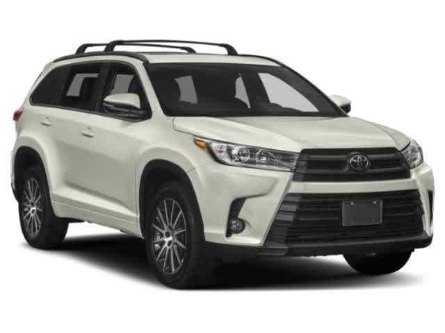 Thumbnail: 2019 Toyota Highlander - 9