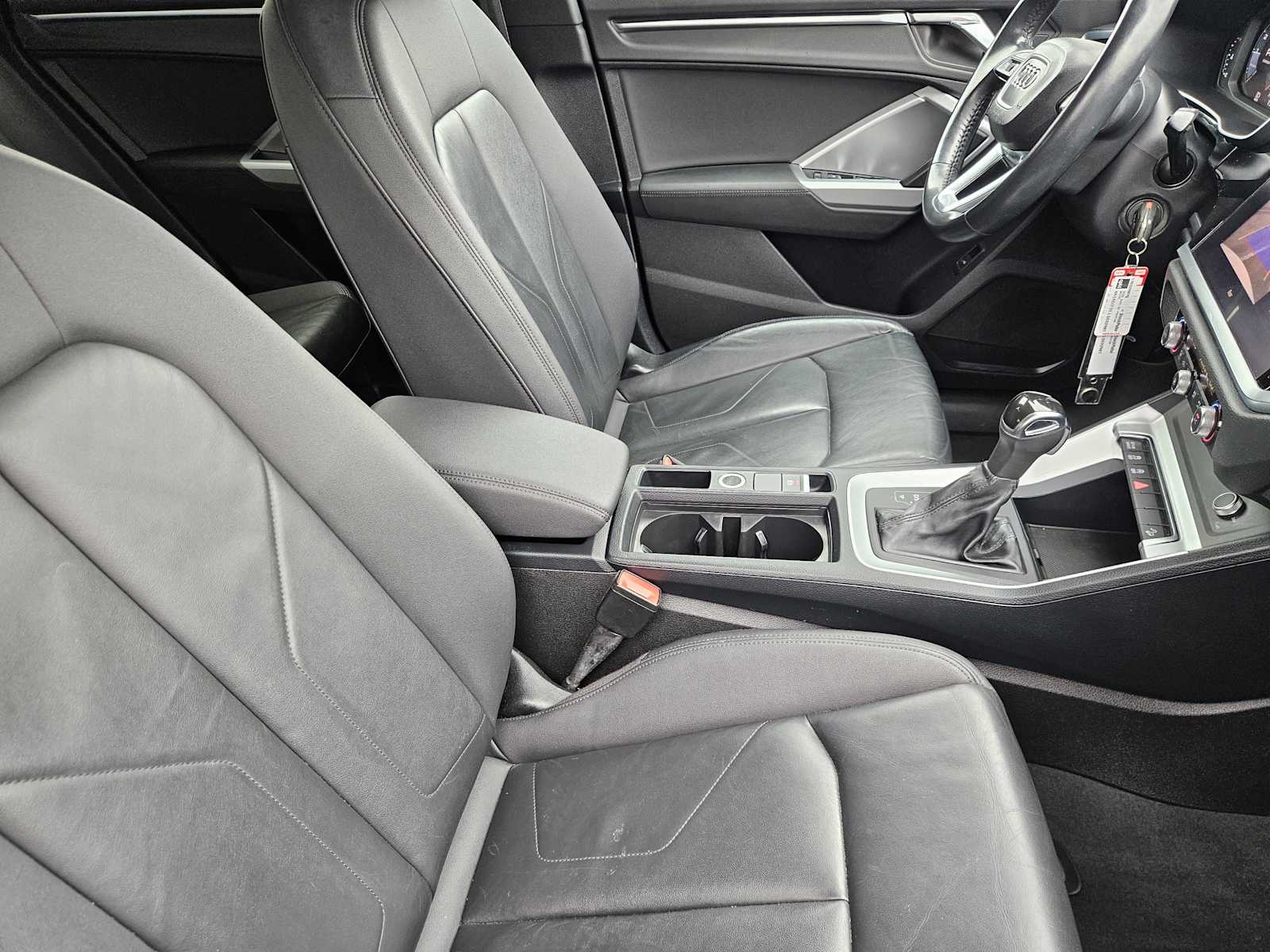 Thumbnail: 2020 Audi Q3 - 14