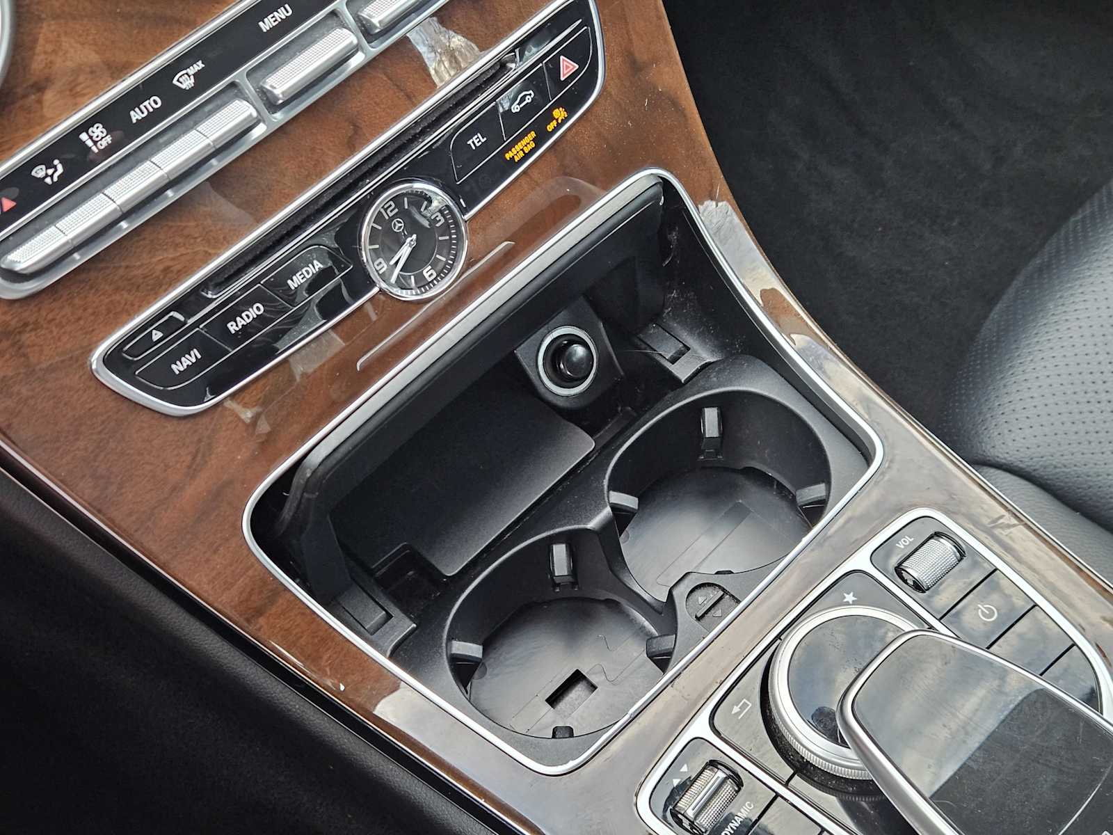 Thumbnail: 2016 Mercedes-Benz C-Class - 17