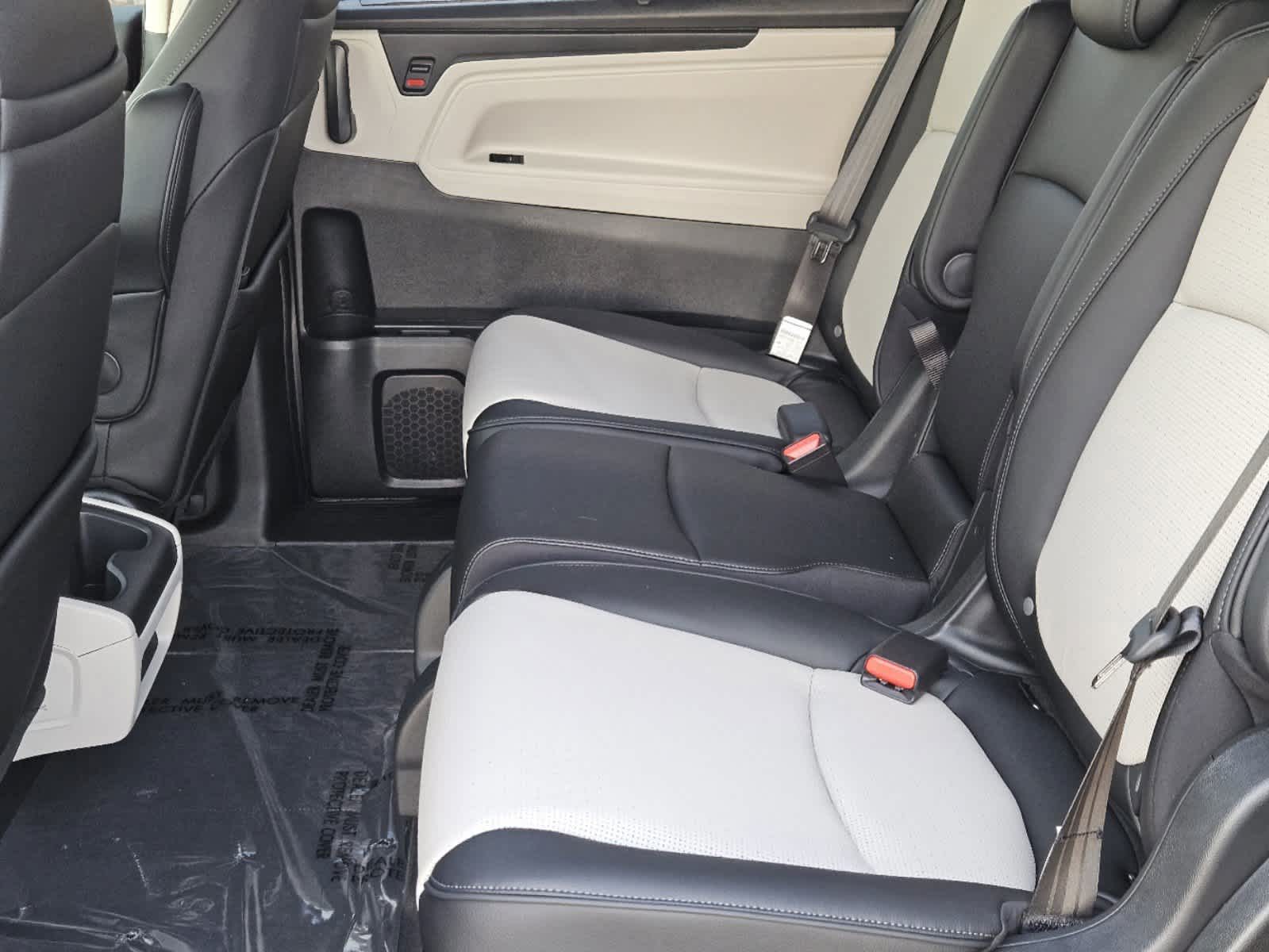 Thumbnail: 2026 Honda Odyssey - 23