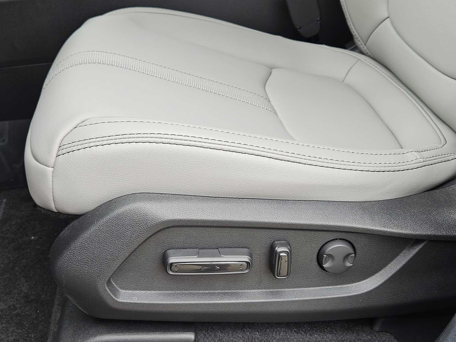 Thumbnail: 2025 Honda Pilot - 19