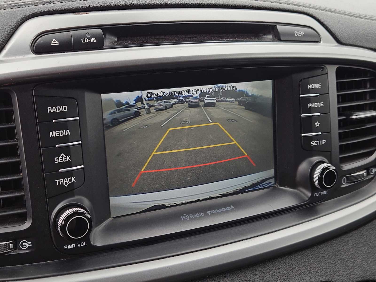 Thumbnail: 2019 Kia Sorento - 18