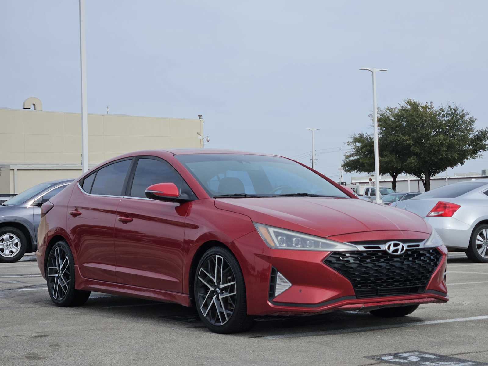 Thumbnail: 2019 Hyundai Elantra - 3