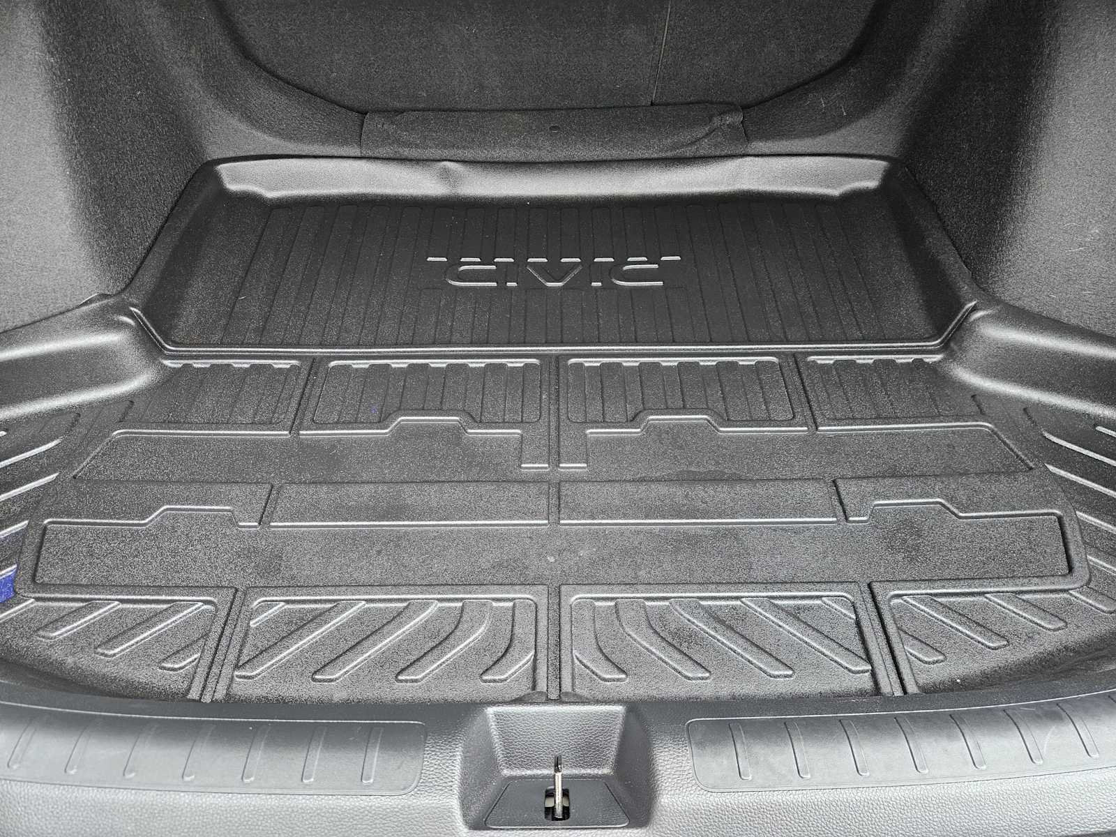 Thumbnail: 2023 Honda Civic - 30