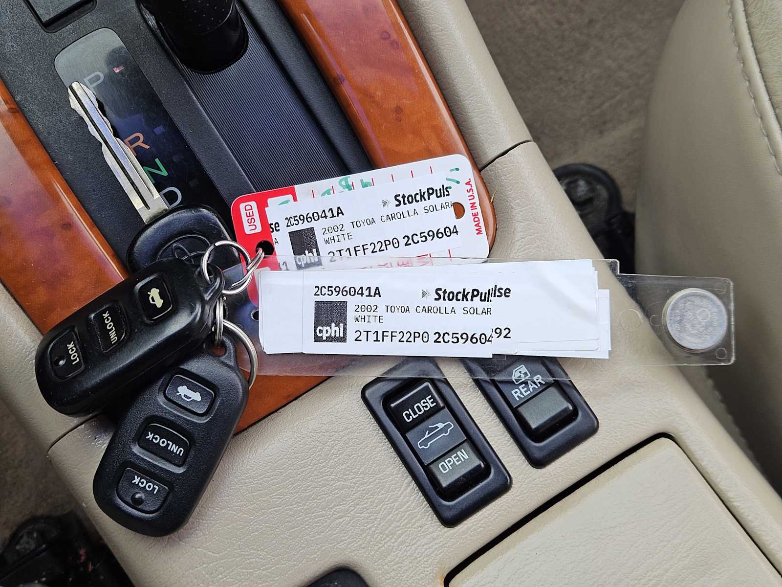 Thumbnail: 2002 Toyota Camry Solara - 32