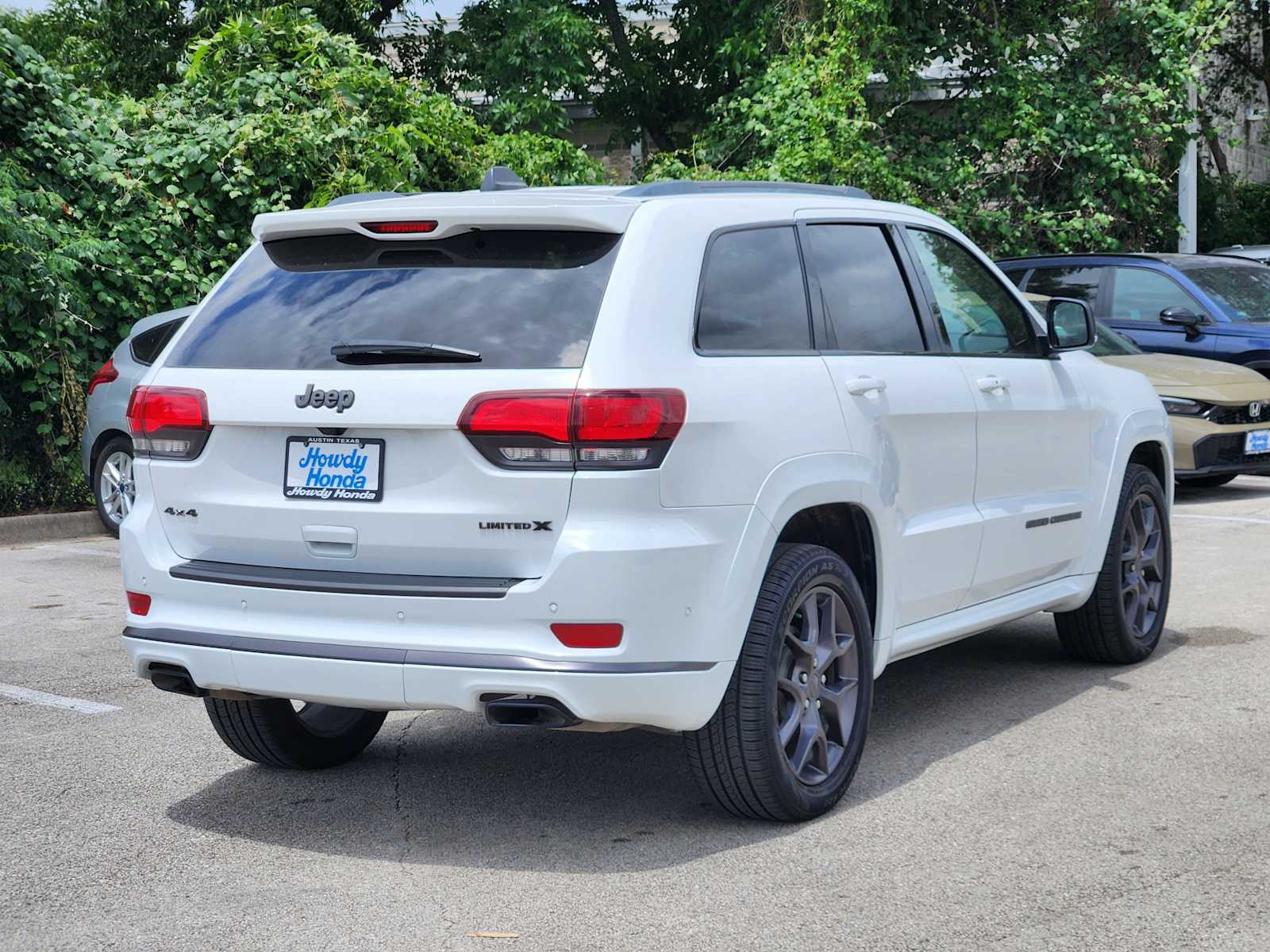 Thumbnail: 2020 Jeep Grand Cherokee - 6