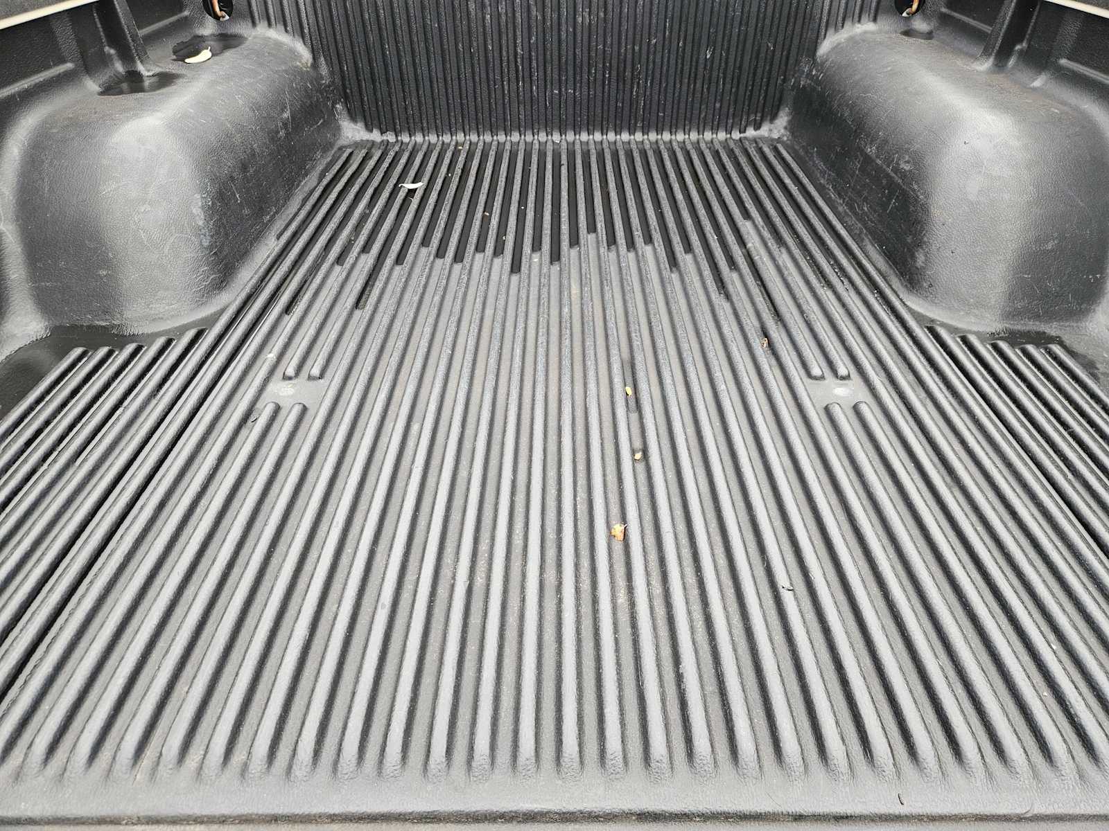 Thumbnail: 2003 Toyota Tacoma - 28