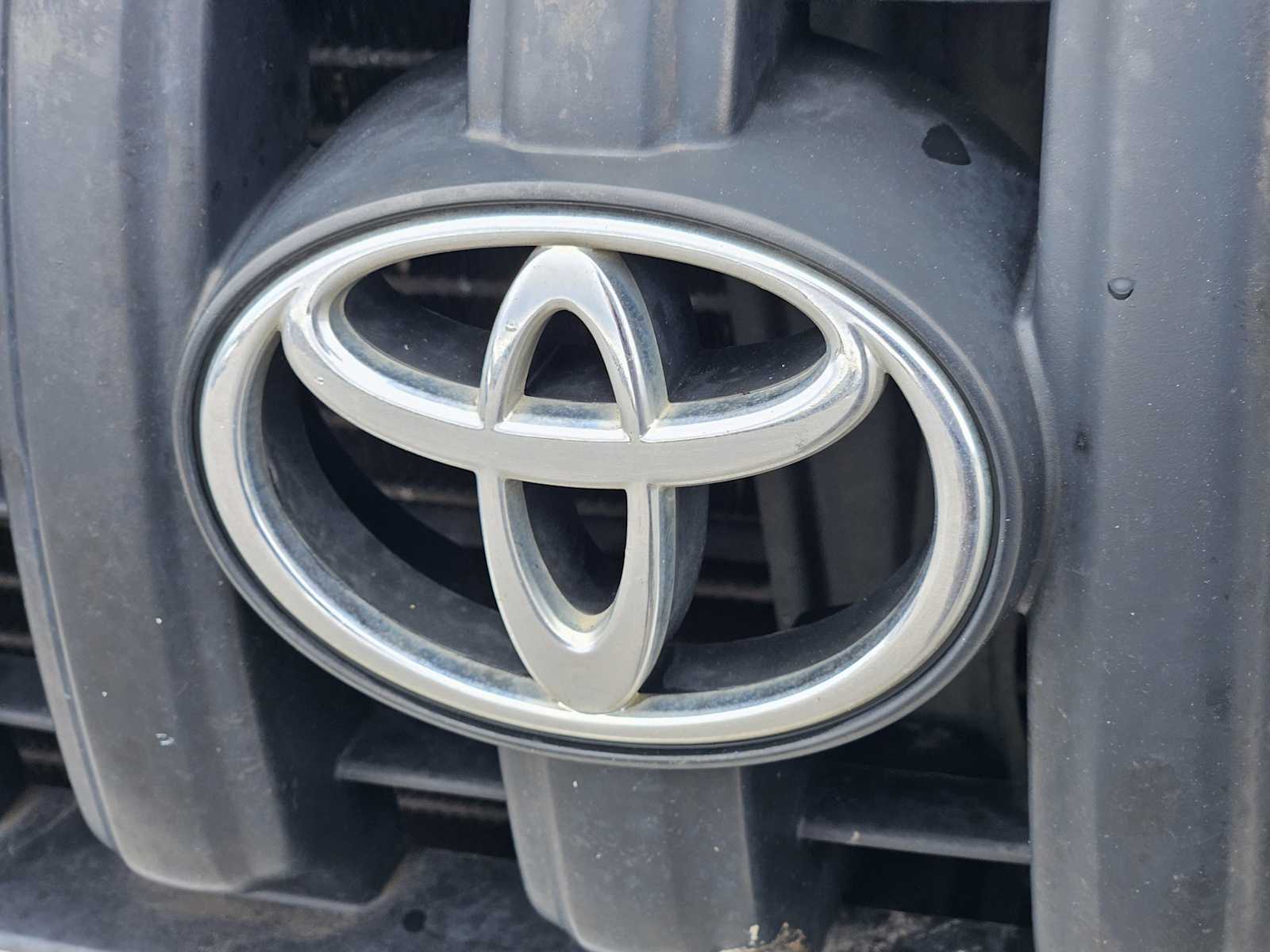 Thumbnail: 2003 Toyota Tacoma - 11