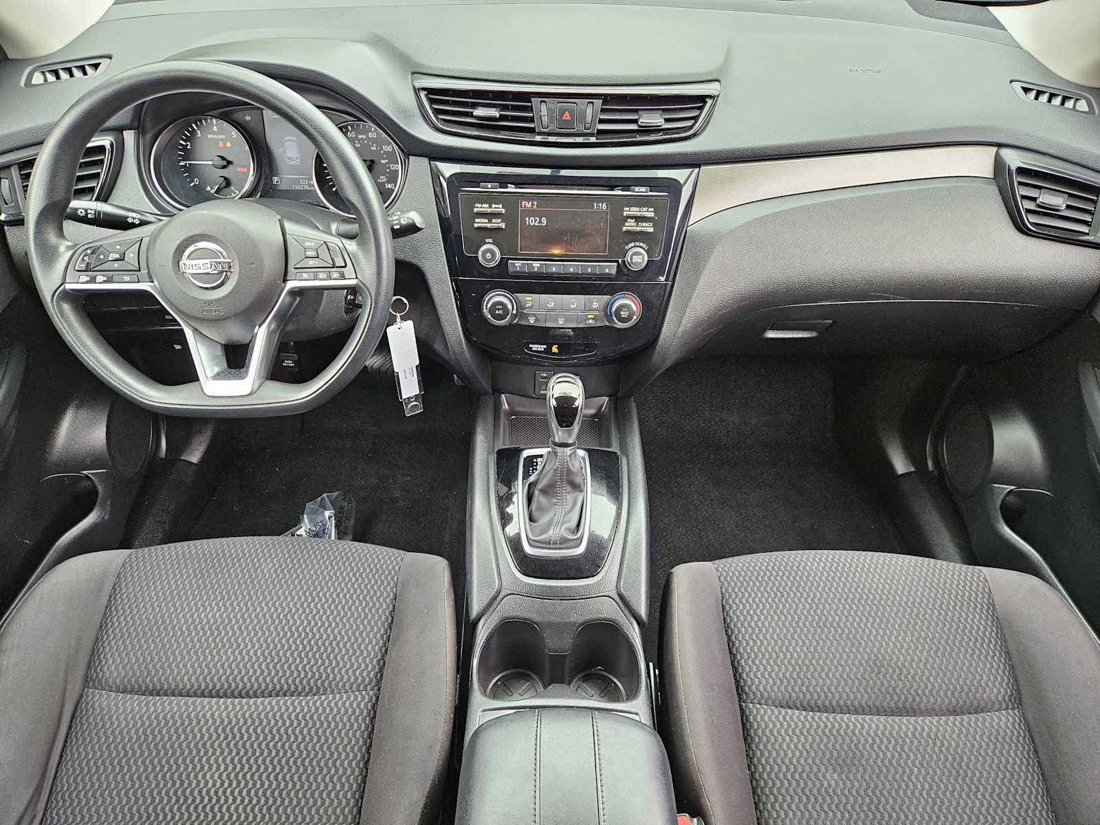 Thumbnail: 2018 Nissan Rogue Sport - 22