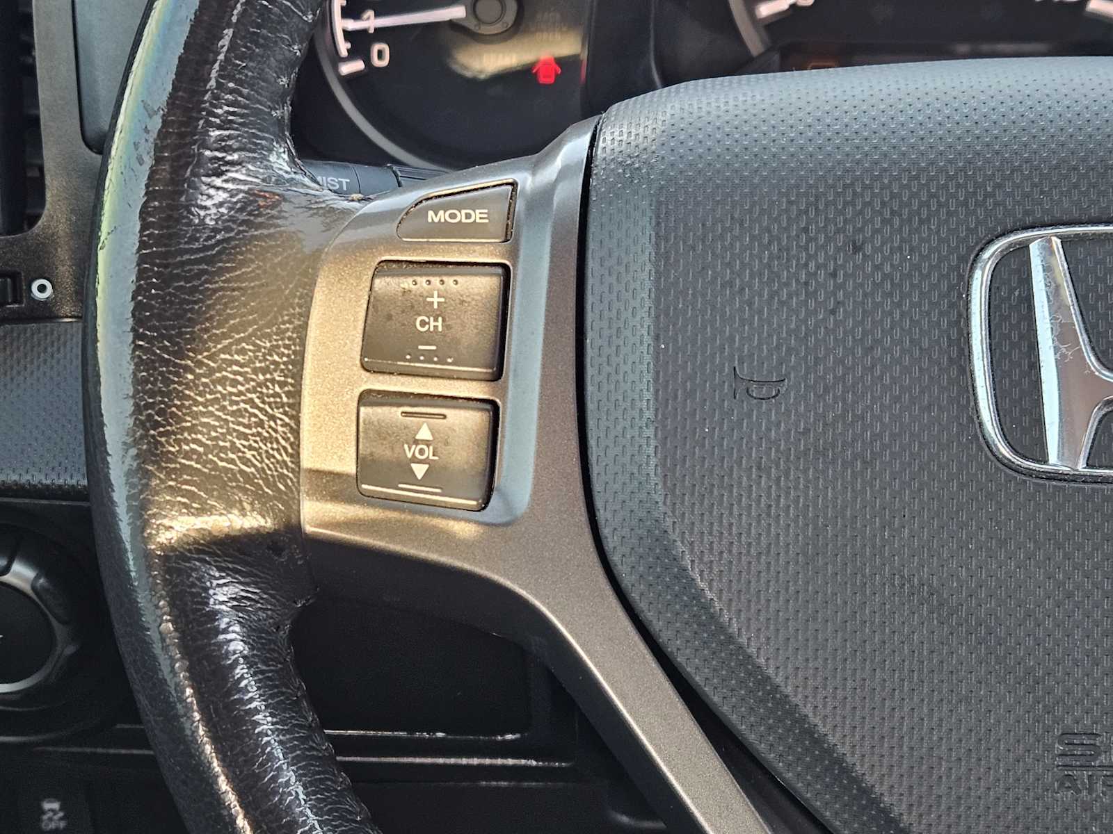 Thumbnail: 2013 Honda Ridgeline - 25