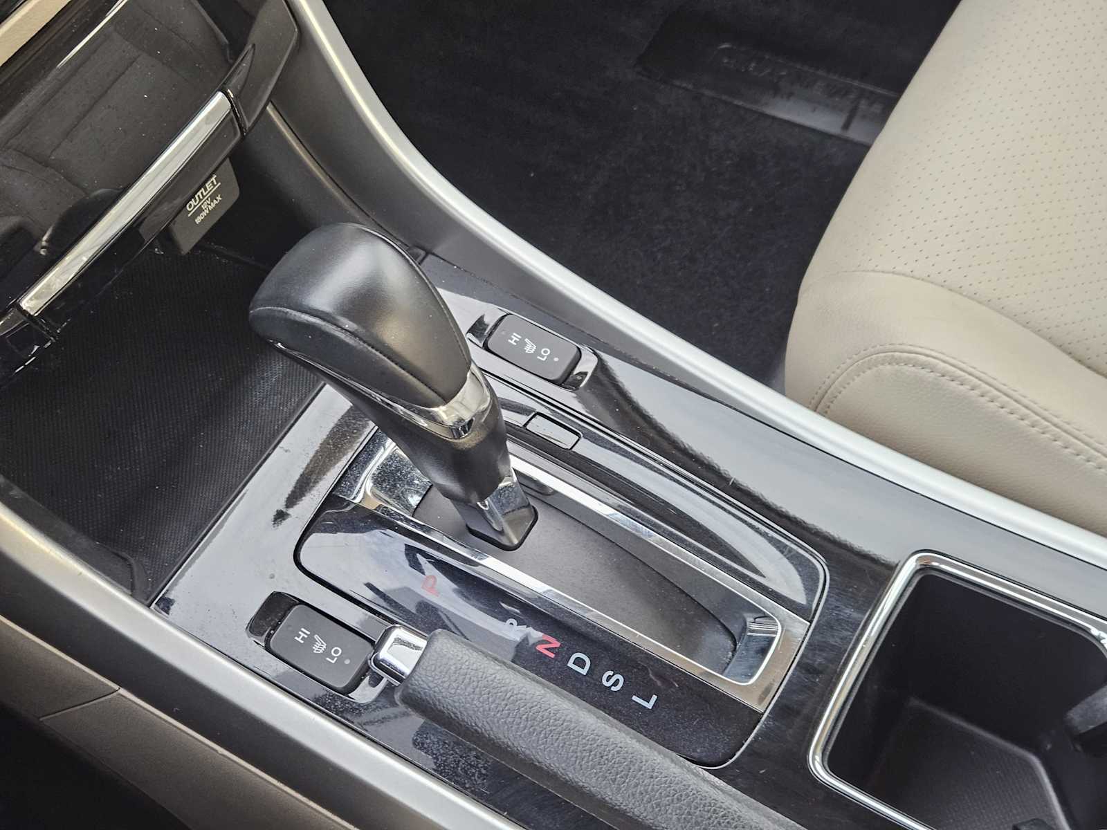 Thumbnail: 2017 Honda Accord - 21