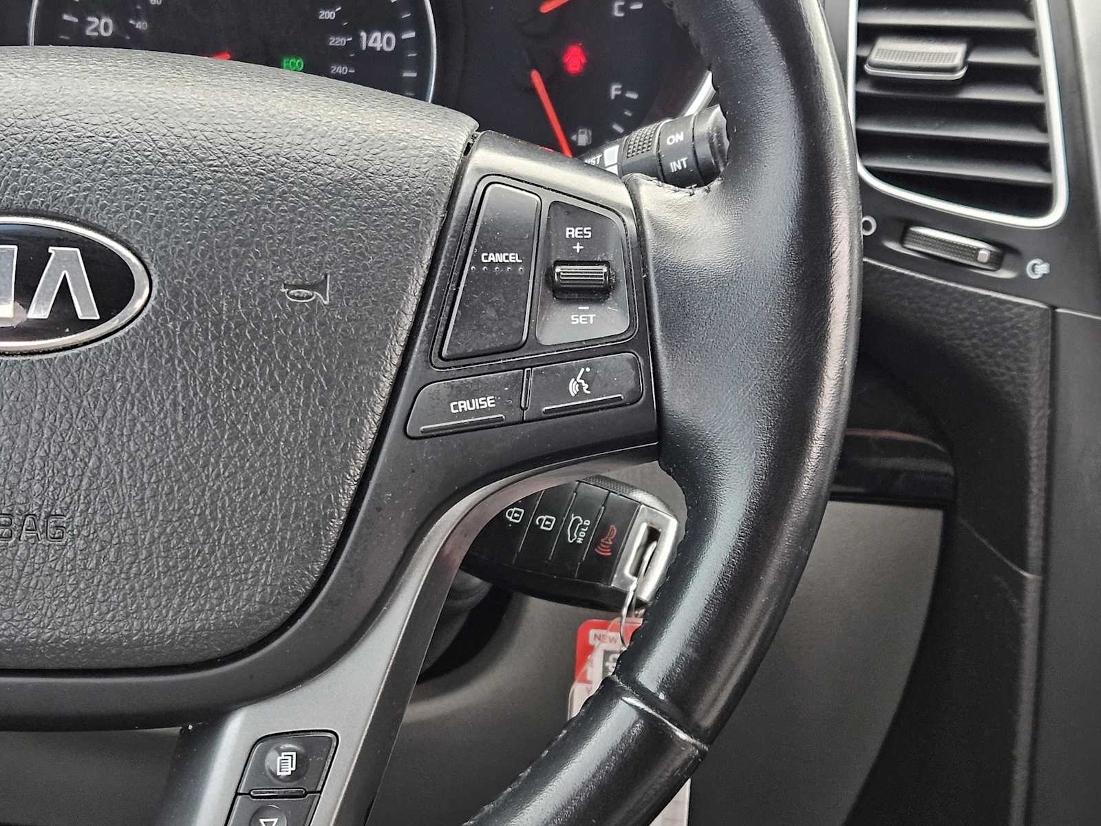 Thumbnail: 2015 Kia Sorento - 27