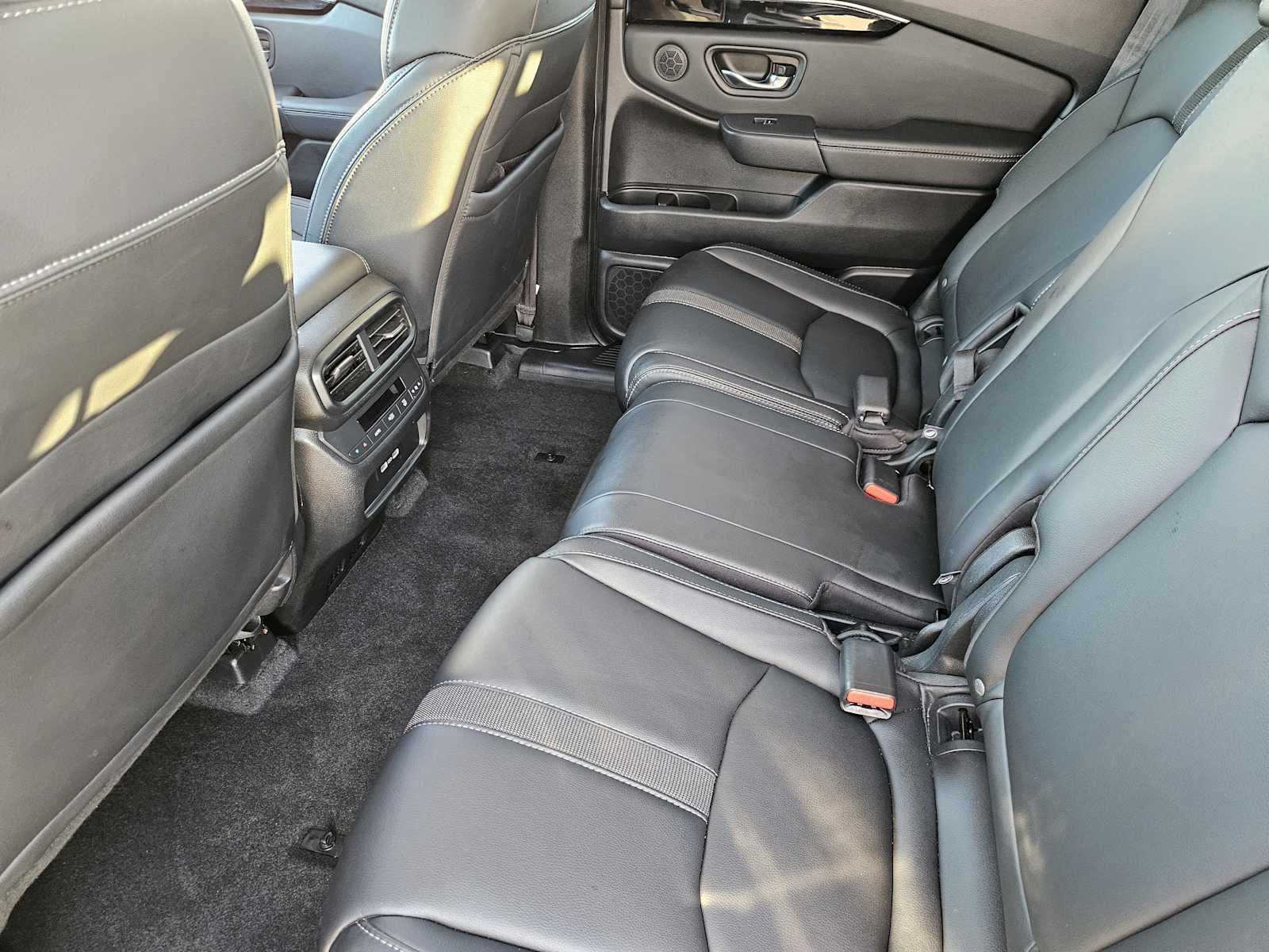 Thumbnail: 2023 Honda Pilot - 27