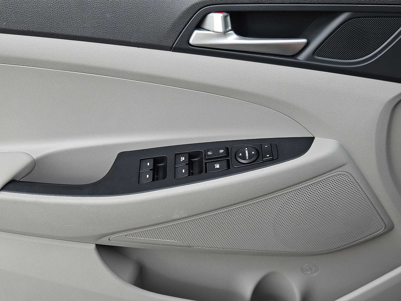 Thumbnail: 2020 Hyundai Tucson - 22