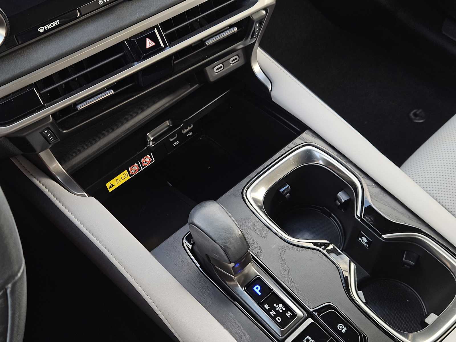 Thumbnail: 2023 Lexus RX - 20