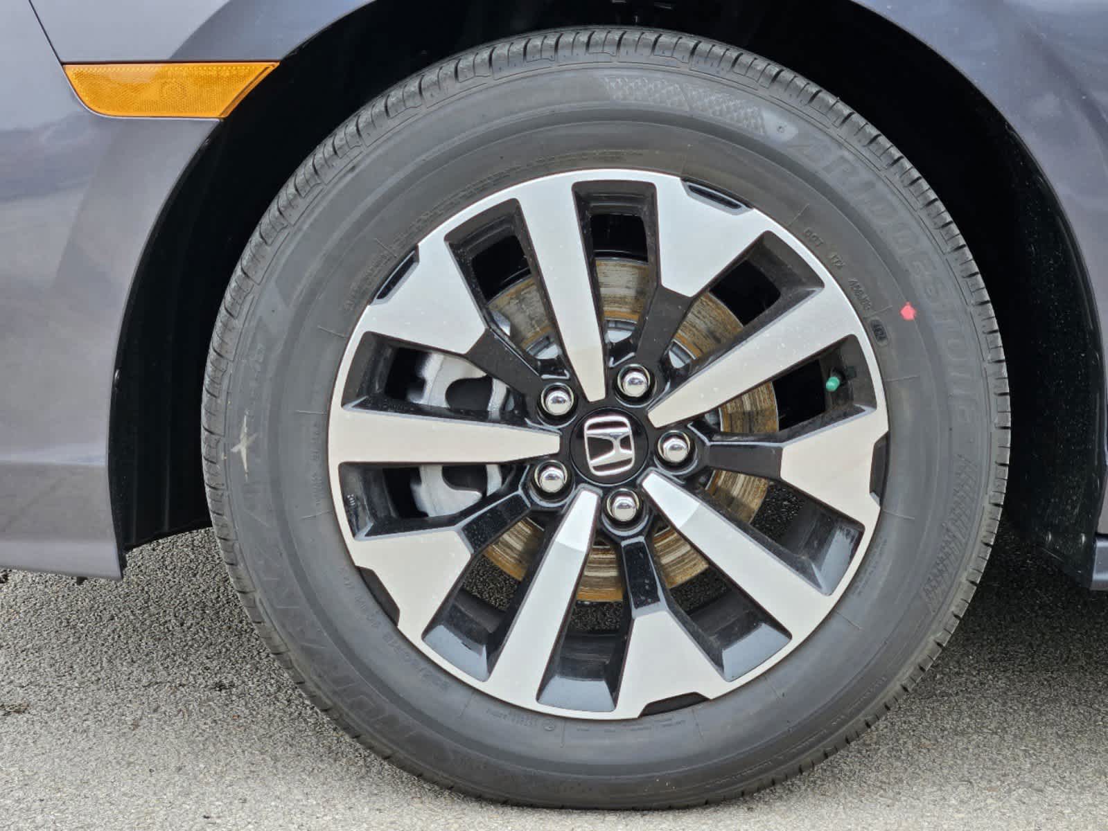 2025 Honda Odyssey EX-L 9