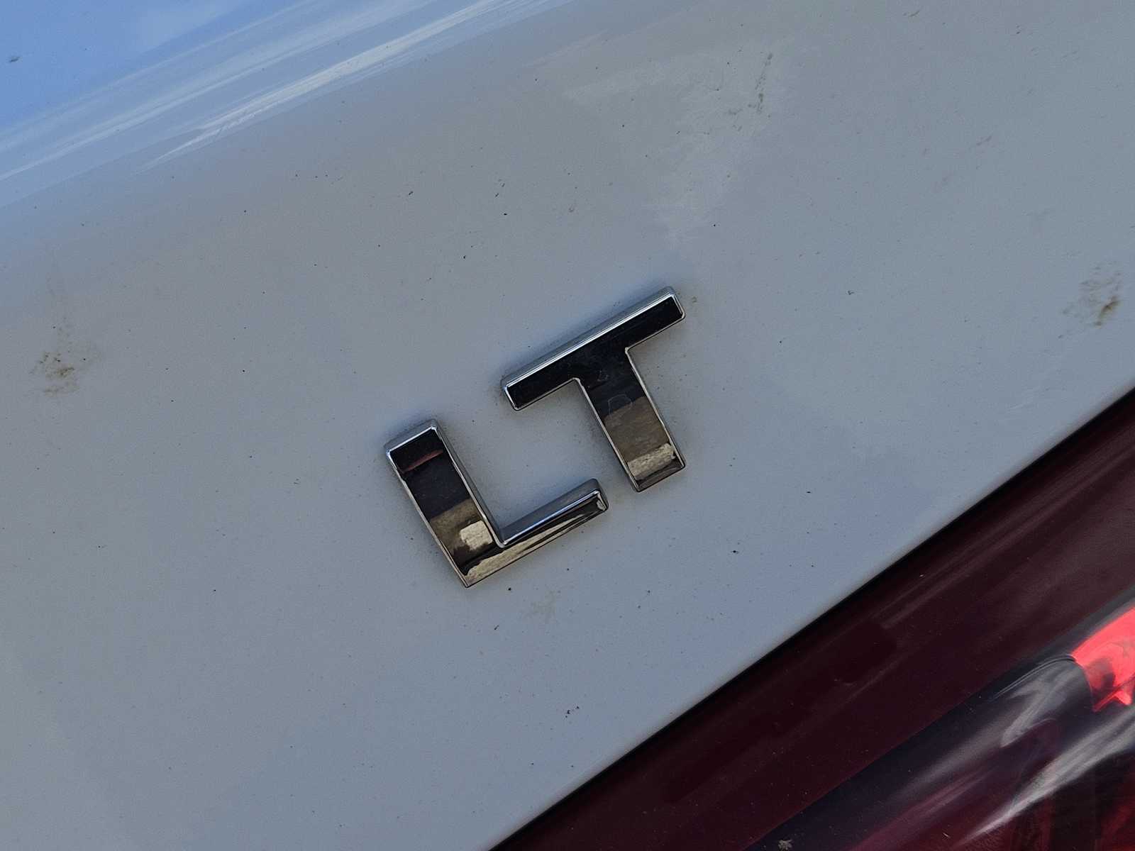 Thumbnail: 2022 Chevrolet Malibu - 12