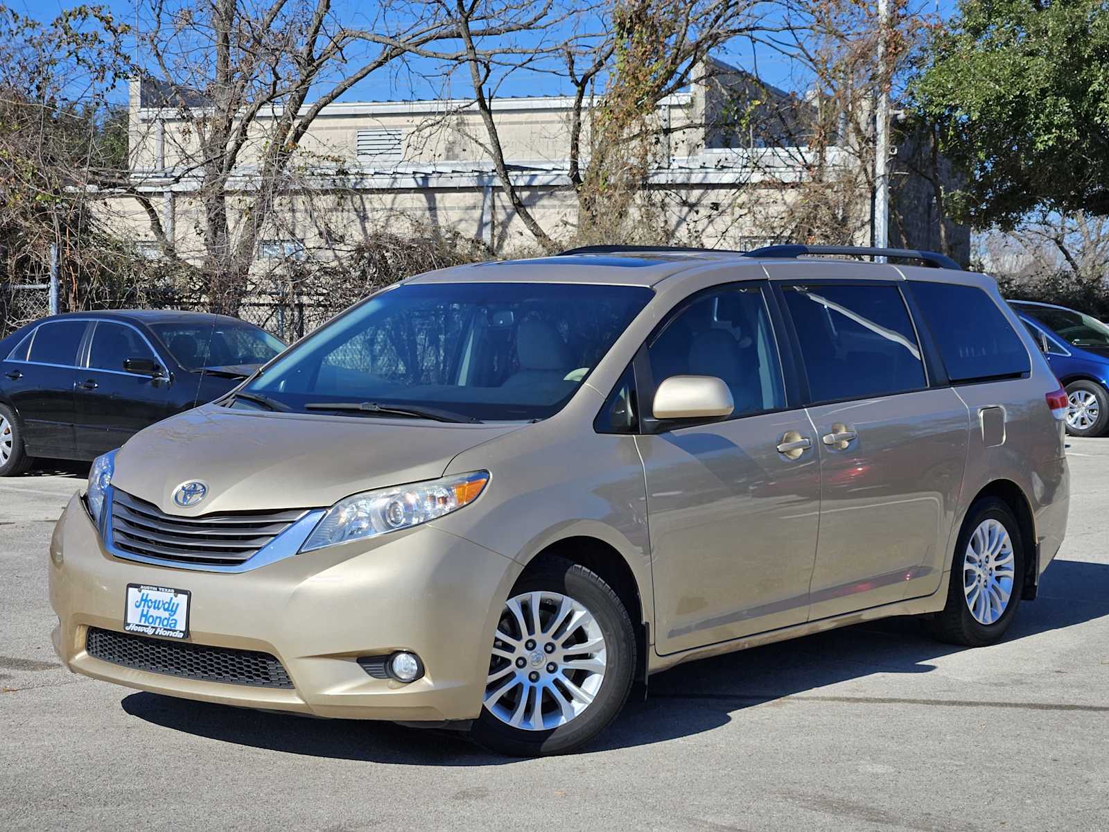 2011 Toyota Sienna XLE -
                  Austin, TX