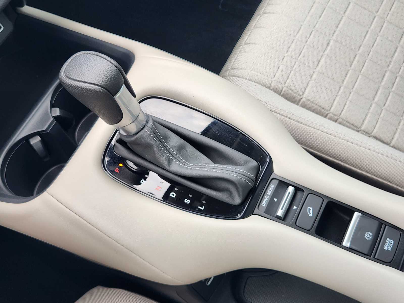 Thumbnail: 2024 Honda HR-V - 19