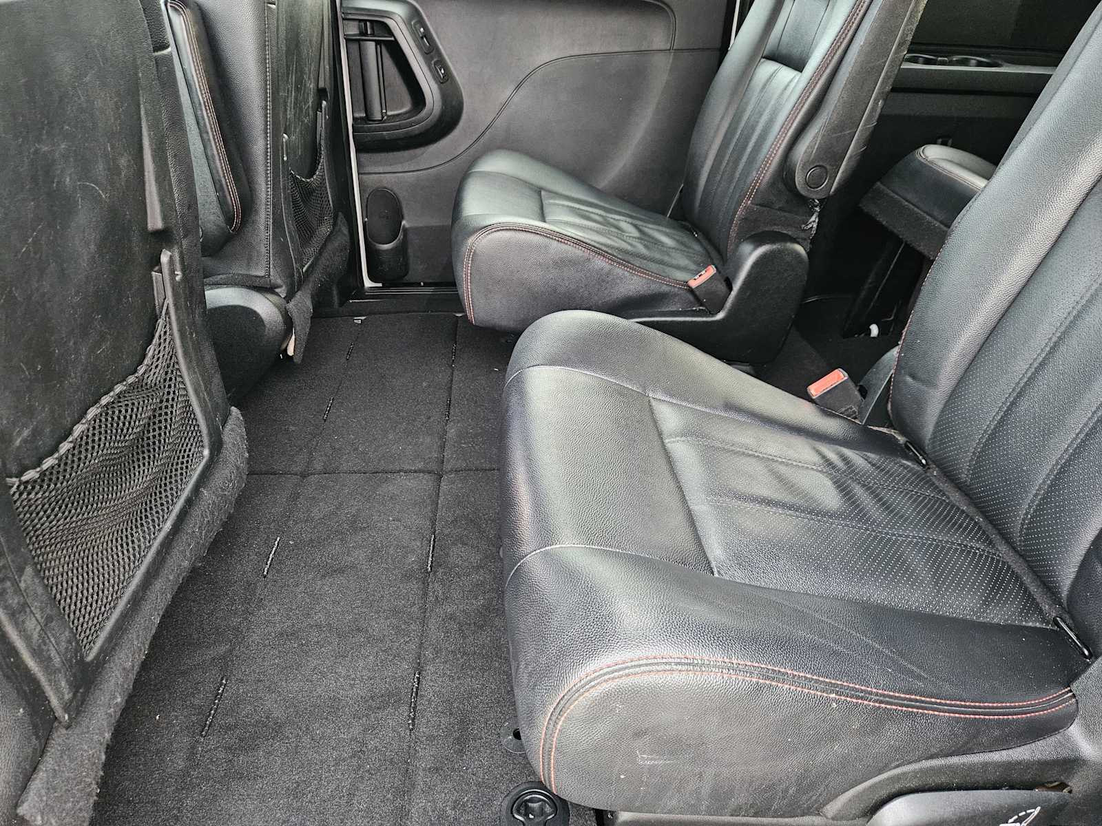 Thumbnail: 2018 Dodge Grand Caravan - 26