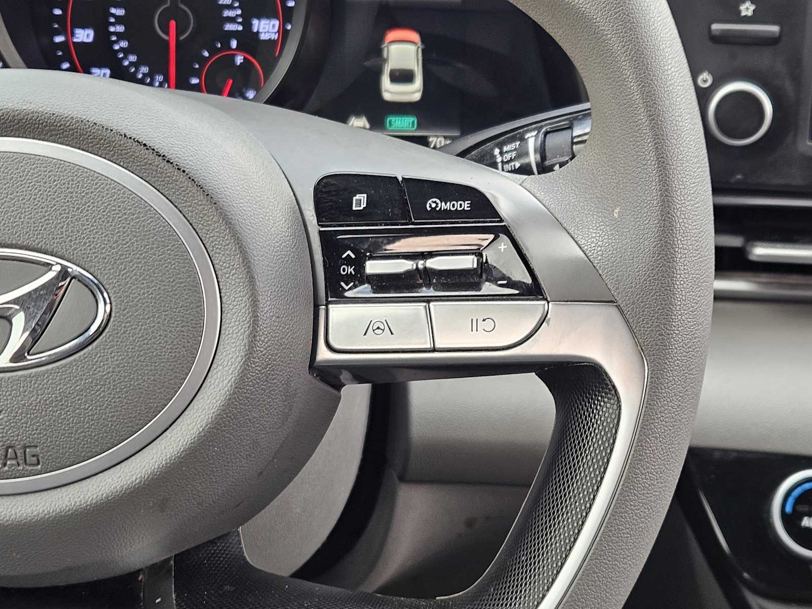 Thumbnail: 2022 Hyundai Elantra - 26