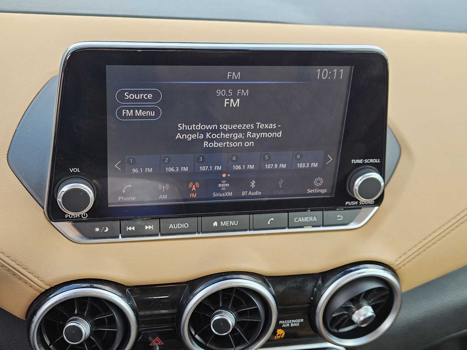 Thumbnail: 2021 Nissan Sentra - 16