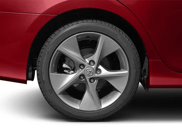 Thumbnail: 2014 Toyota Camry - 12