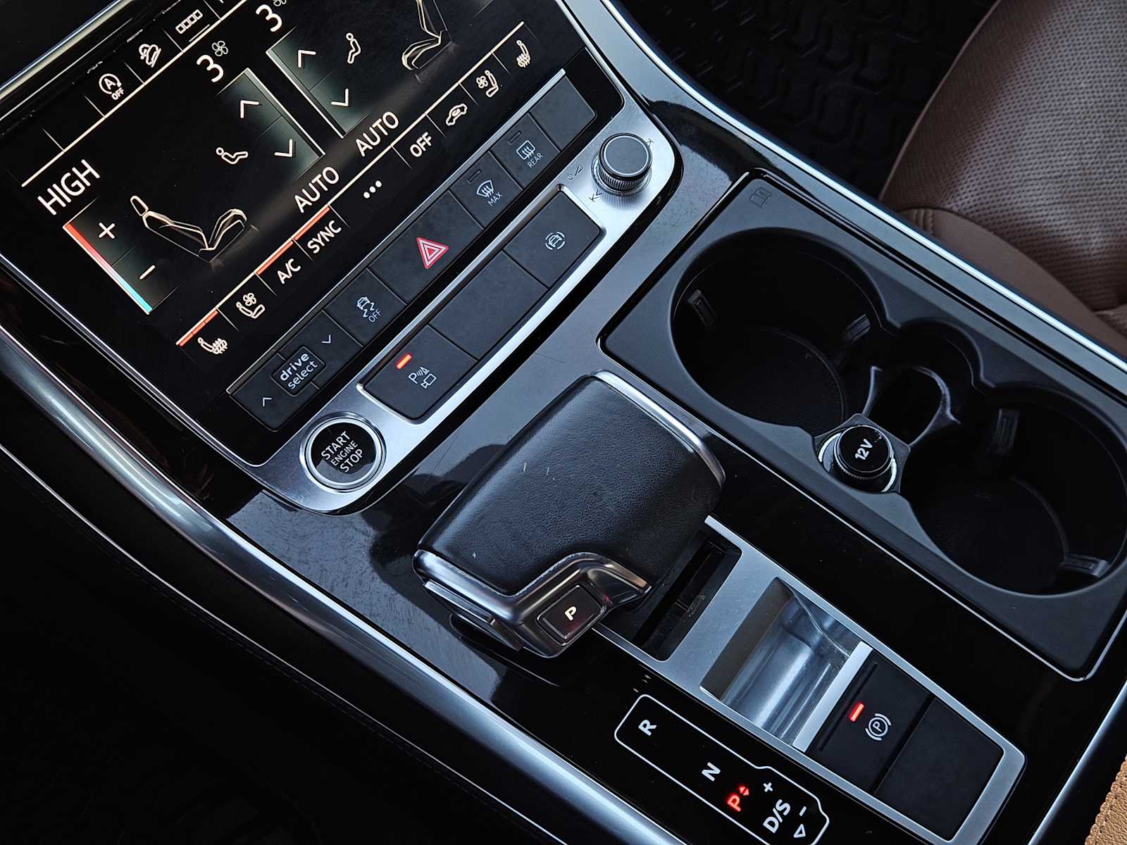 Thumbnail: 2021 Audi Q7 - 20