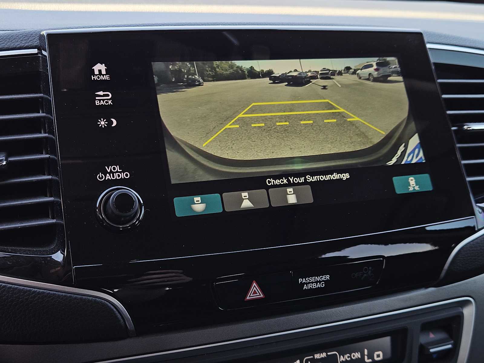 Thumbnail: 2022 Honda Pilot - 18